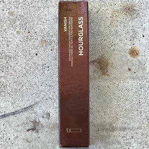 Hourglass Vanish Seamless Finish Foundation Brush